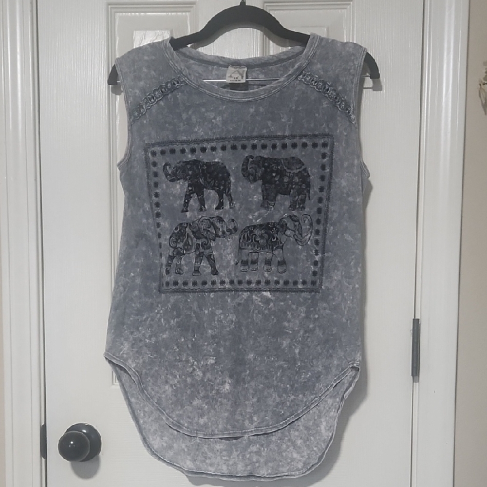 American Eagle Outfitters Gray Tie-Dye Top Soft